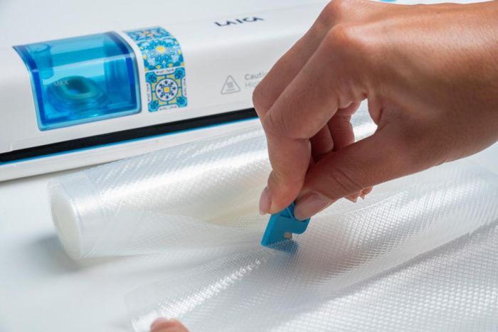 NOU: Aparat portabil de vidat Laica VT3206 ExtraSlim Pro, 100W, vidare pungi si caserole [10]