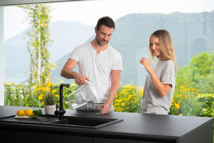 Cana filtranta de apa Laica Stream, 2.3L, + 6 cartuse filtrante [15]
