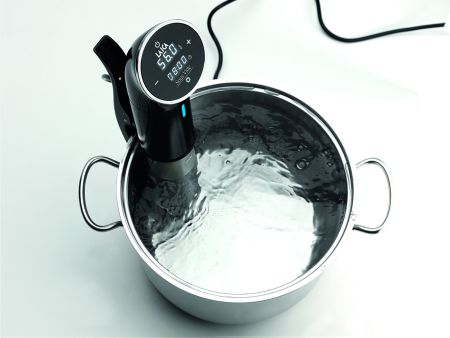 Aparat de gatit Sous Vide Laica SVC107, 1200 W, capacitate recirculare de 6-15 litri [3]