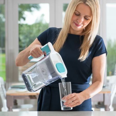 Cana filtranta de apa Aqua Optima Perfect Pour, albastru, 2,4 litri [1]