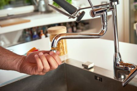 Filtru de apa cu fixare pe robinet Laica Genova HydroSmart, 2 functii [6]