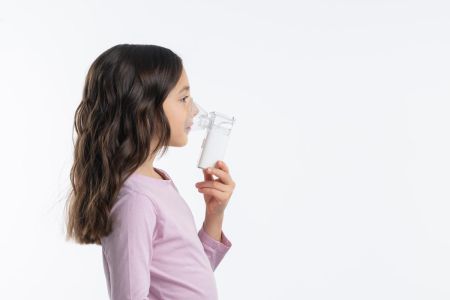 NOU: Aparat de aerosoli portabil Laica NE1012, silentios, copii si adulti, reincarcabil la USB [8]