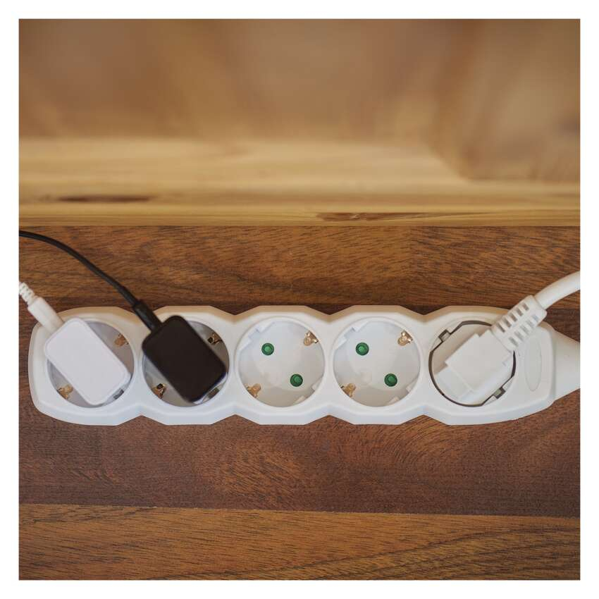 PRELUNGITOR 1.5M, 5 PRIZE, ALB 2300W 1MM2 [6]