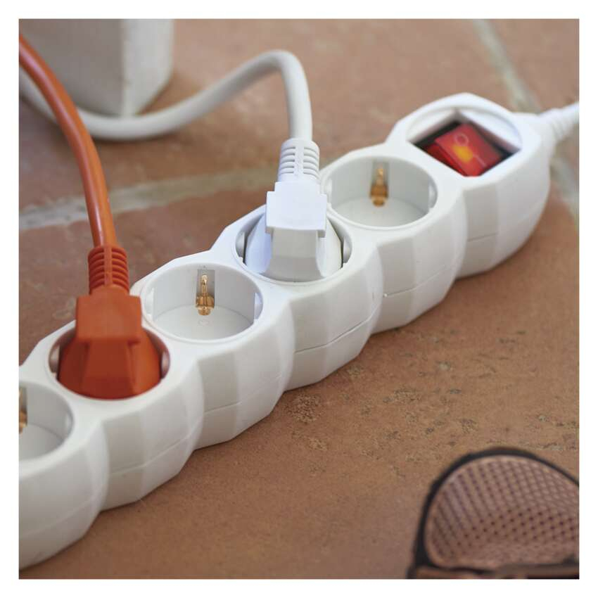 PRELUNGITOR 2M, 5 PRIZE, CU INTRERUPATOR, 1MM2 [6]