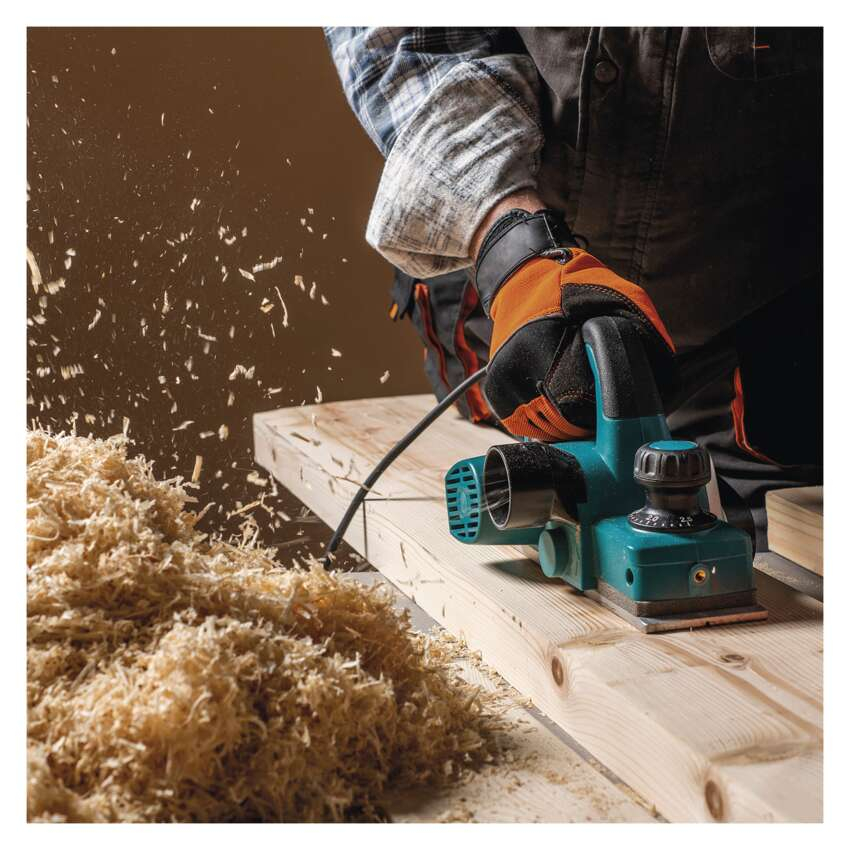 PRELUNGITOR CU TAMBUR, 50M, 4 PRIZE, 1.5MM2, PVC [8]