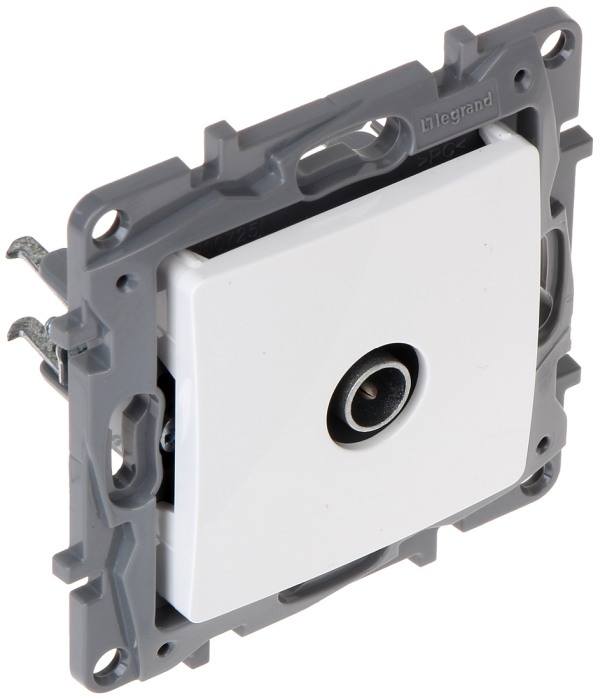 PRIZA DE CAPAT TV ALB NILOE [1]