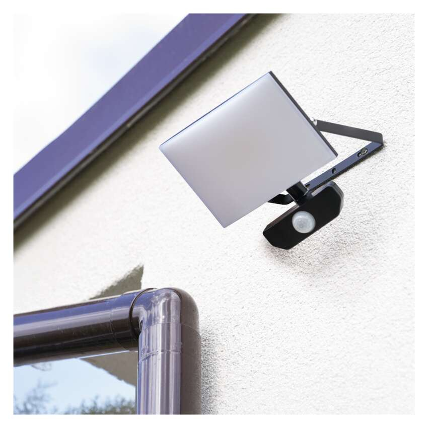 PROIECTOR LED TAMBO 30W 3000LM 4000K IP54 CU SENZOR DE MISCARE [13]