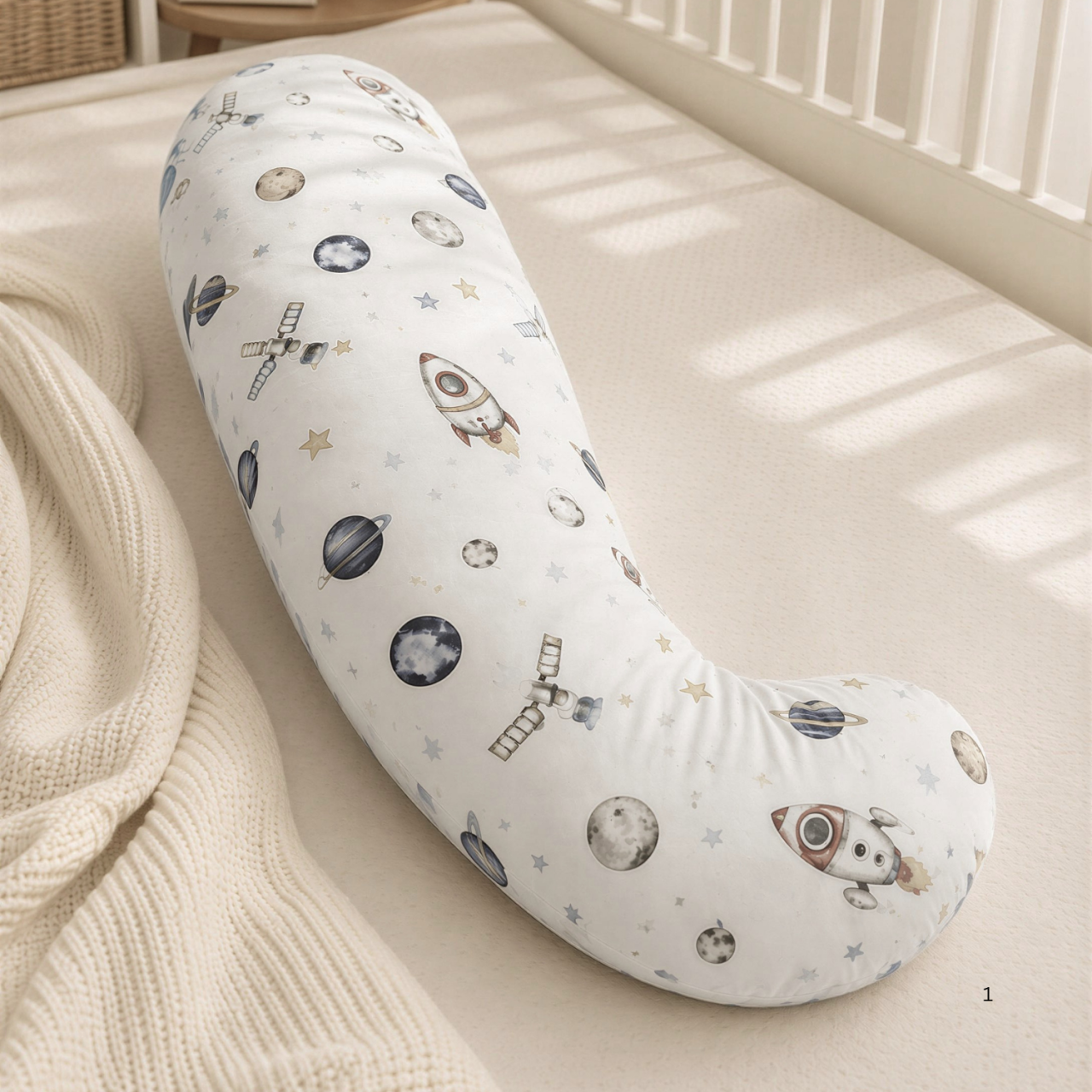 Lanawool Seitenschläferkissen für Kinder, J-förmig, aus 100 % Merinowolle, 79 cm – Hoher Härtegrad, 500 g Füllung, Abnehmbarer Bezug aus 100 % Baumwolle + Kissenbezug mit Reißverschluss [2]