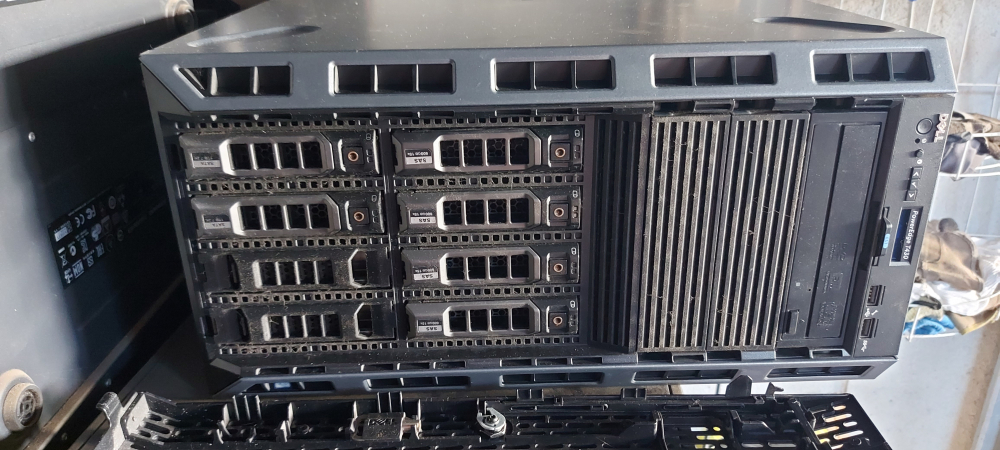 Server DELL PowerEdge T430, 64gb ram ddr4, 2x Xeon E5-2630 v4, 6x600gb hdd sas, 2xPsu 1100w, Idrac [3]
