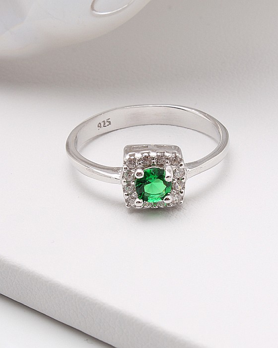 Inel argint cu piatra verde cod 1-45447, gr1.7 [1]