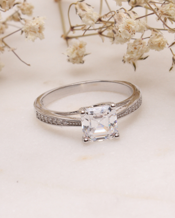 marimea 52 - Inel de logodna din argint 925 si cubic zirconia 2.1g