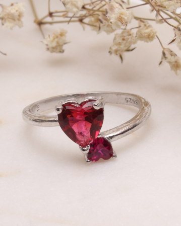 INELE ARGINT - Inel argint 925 cu inimioare cubic zirconia rosii 2.3g