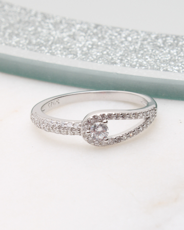CATEGORII - Inel argint si cubic zirconia, gr1.8