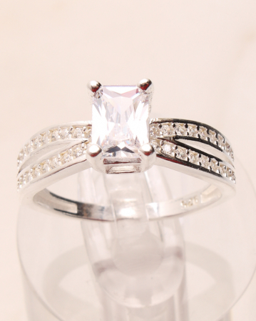CATEGORII - Inel argint si cubic zirconia, gr2.9