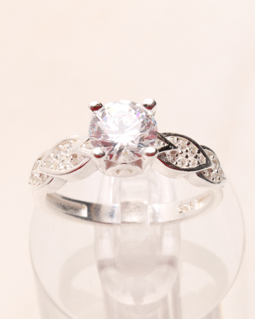 CATEGORII - Inel argint si cubic zirconia, gr3.5