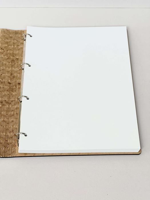 agenda personalizata din lemn gravat [2]