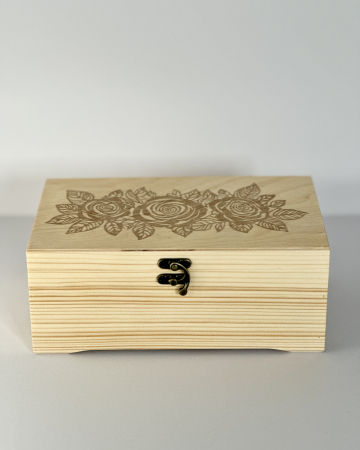cutie cadou personalizata din lemn [1]