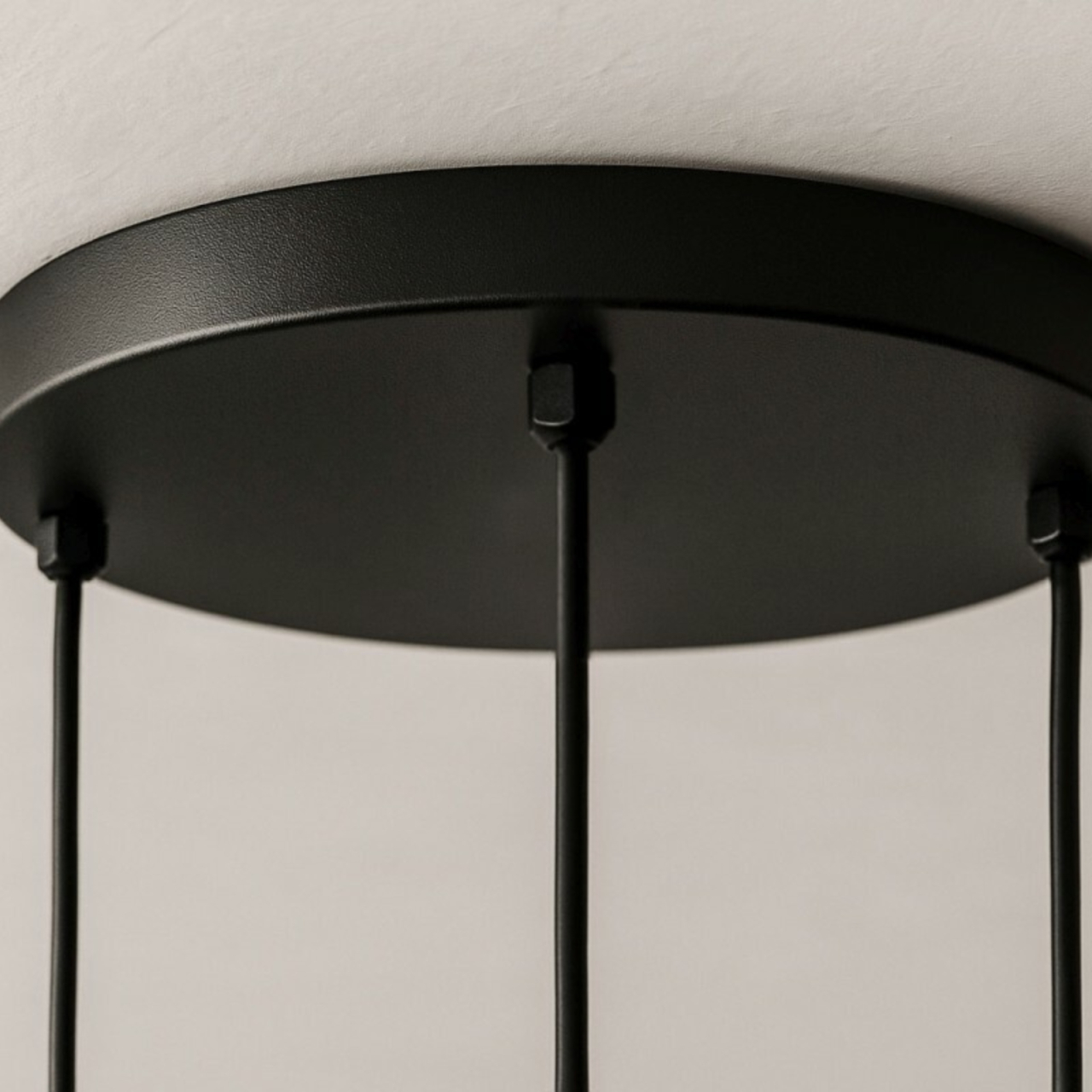 Lustră Kaja VILAR K-5735 negru 3xE27 cu sticlă albă riflată [3]