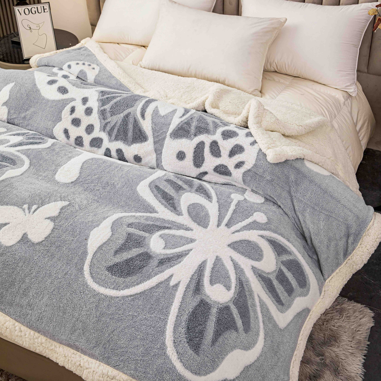 Patura Cocolino Blanita Cu Imprimeu Fluturi 3D – 200x230 cm [2]