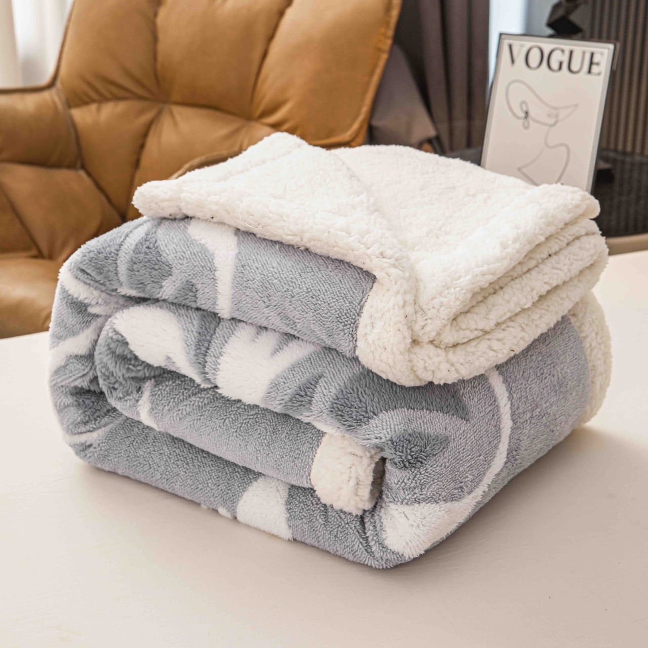 Patura Cocolino Blanita Cu Imprimeu Fluturi 3D – 200x230 cm [3]