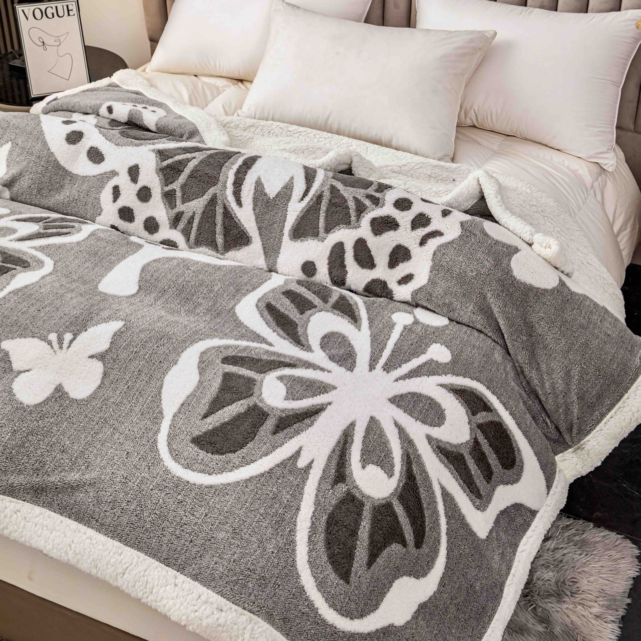 Patura Cocolino Blanita Cu Imprimeu Fluturi 3D – 200x230 cm [2]