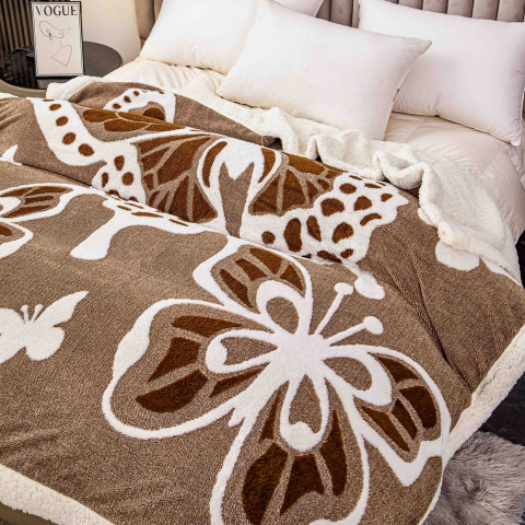 Patura Cocolino Blanita Cu Imprimeu Fluturi 3D – 200x230 cm [1]