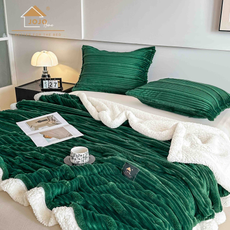 Patura cu blanita verde smarald Jojo Home cu fermoar si 2 fete de perna – 200x230 cm [2]