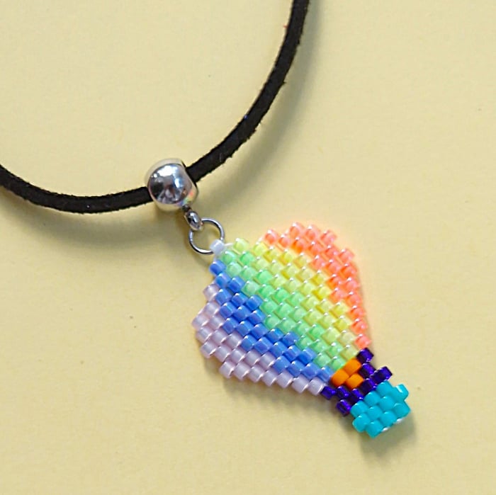 Colier baloane cu aer cald [2]