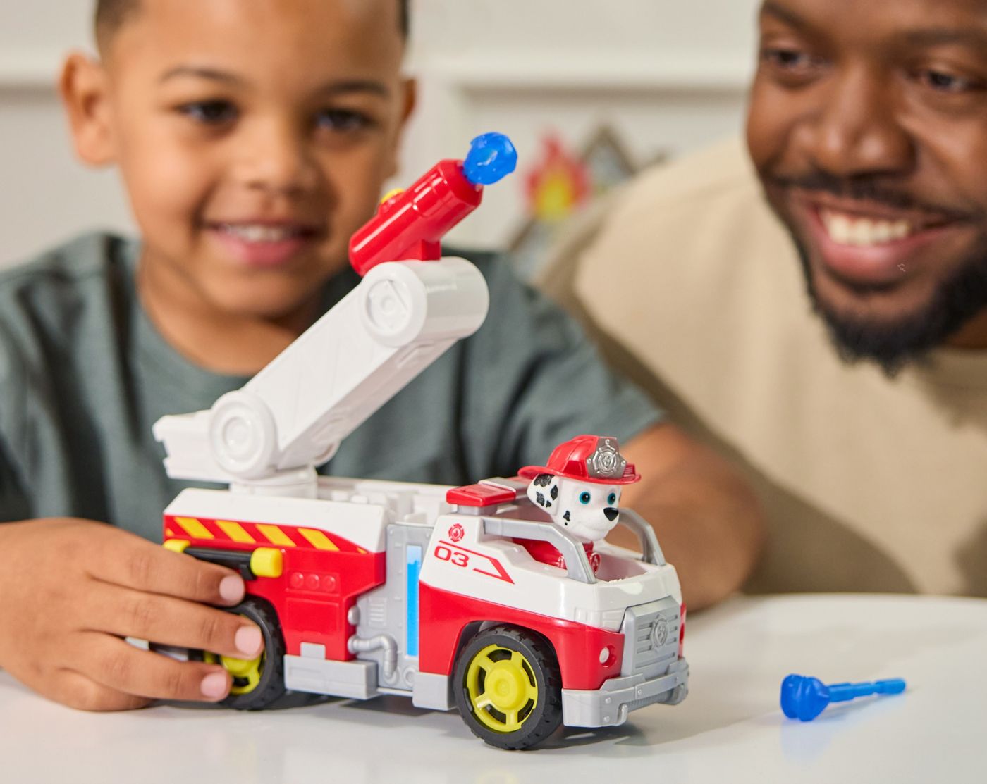 PATRULA CATELUSILOR VEHICUL DE SALVARE MASINA DE POMPIERI SI FIGURINA MARSHALL [3]