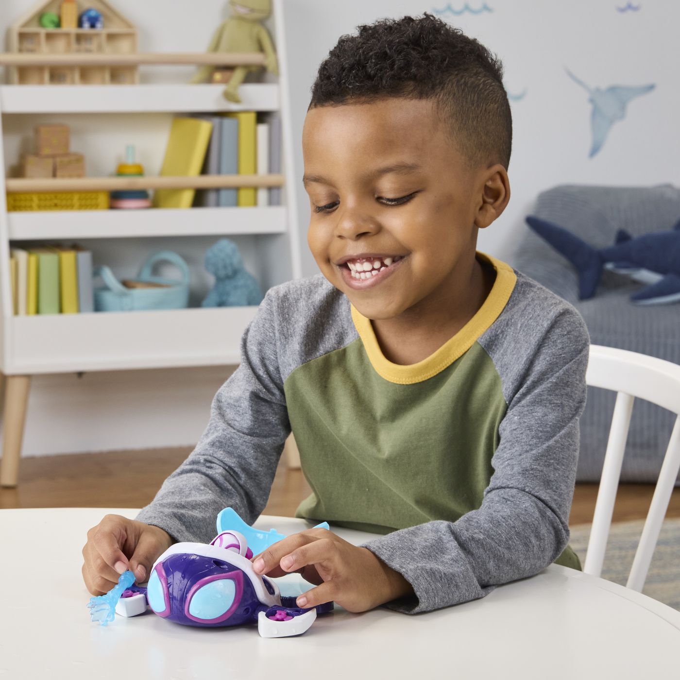 SPIDEY SI PRIETENII LUI UIMITORI MARVEL SET FIGURINA 7.6CM SI SUBMARINUL TESTOASA FANTOMA [5]