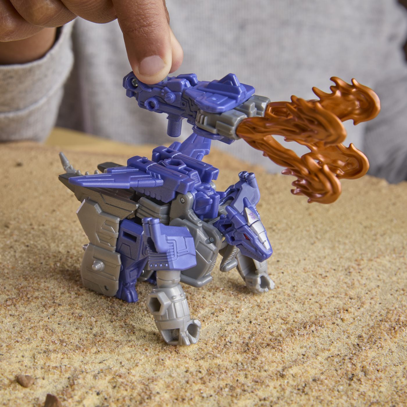 TRANSFORMERS CYBERWORLD ROBOT GALVATRON BLINDAT TRANSFORMABIL [8]
