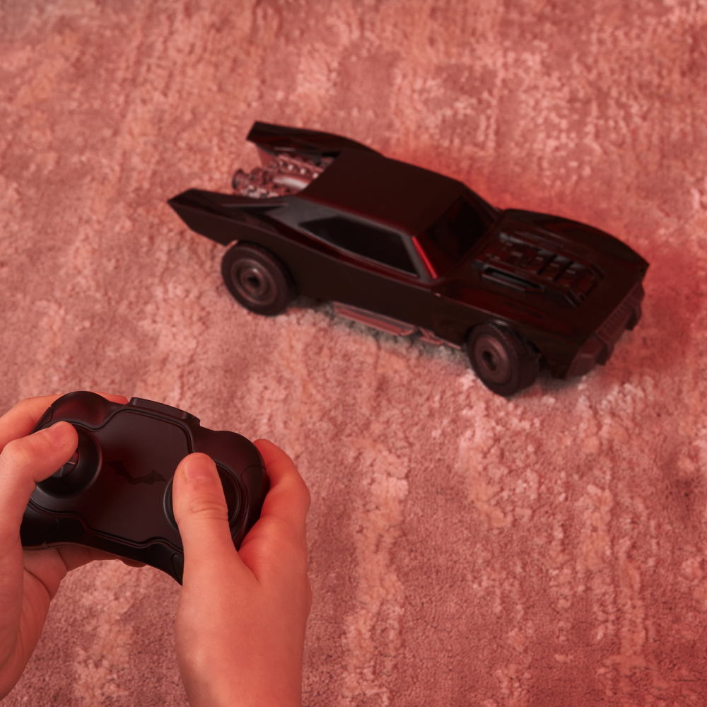 BATMAN FILM MASINA LUI BATMAN RC SCARA 1:20 [6]