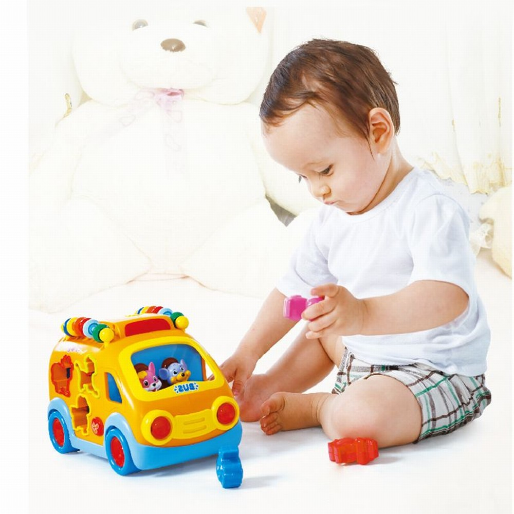 CAMIONETA CU FORME SUNETE SI LUMINI [5]