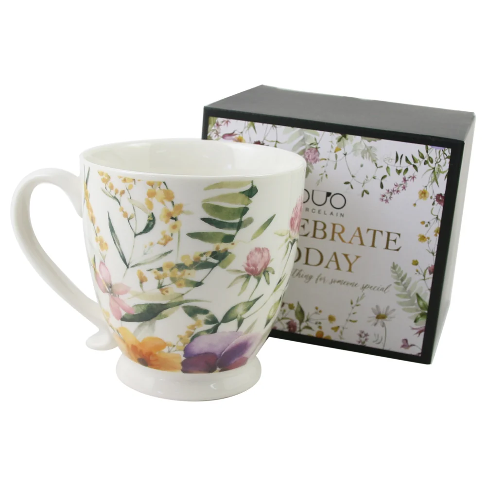 Cana portelan 510 ml Pansy in cutie decorativa [2]
