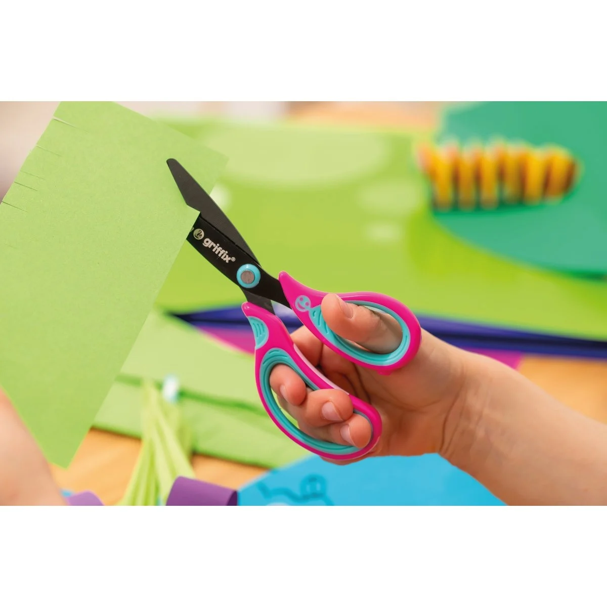 Foarfeca scolara griffix dreptaci 14 cm diverse culori Pelikan [3]