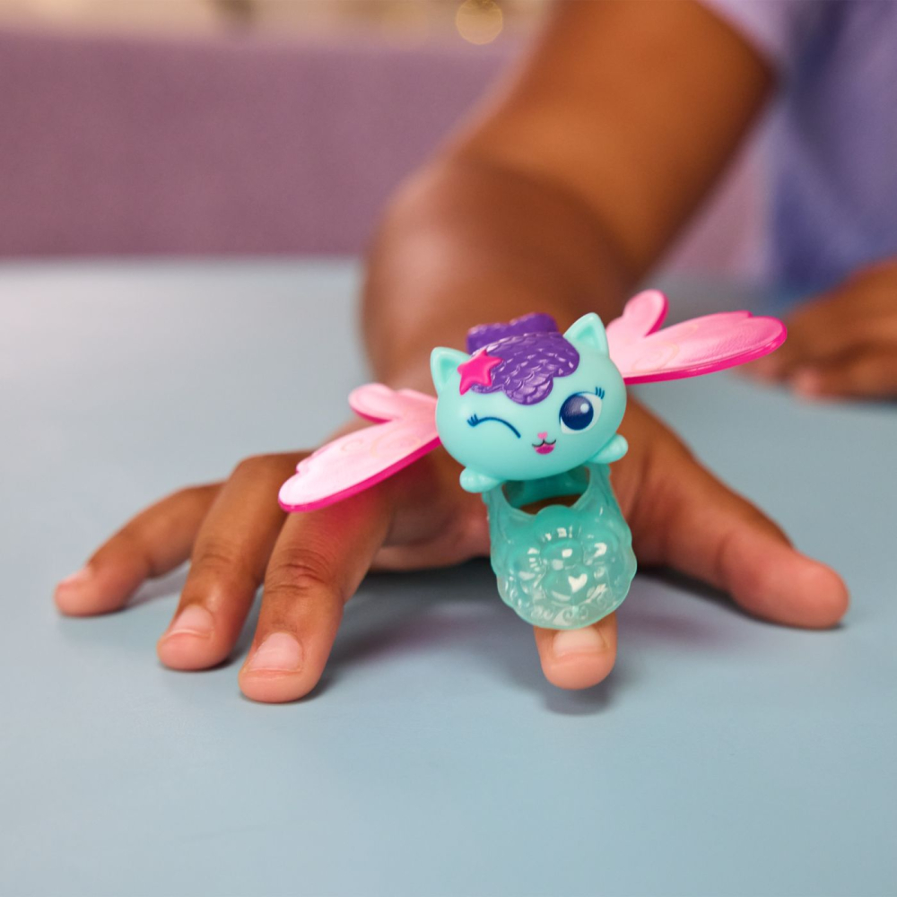 GABBYS DOLLHOUSE FAIRYLANDIA INEL DE ZANA CU FIGURINA MERCAT [5]