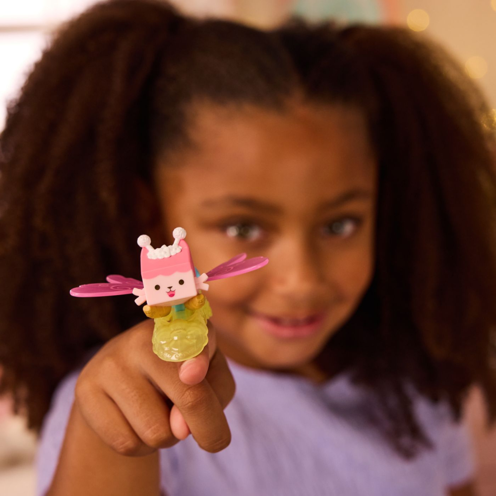 GABBYS DOLLHOUSE FAIRYLANDIA INEL DE ZANA CU FIGURINA PISICUTA BABY BOX [3]