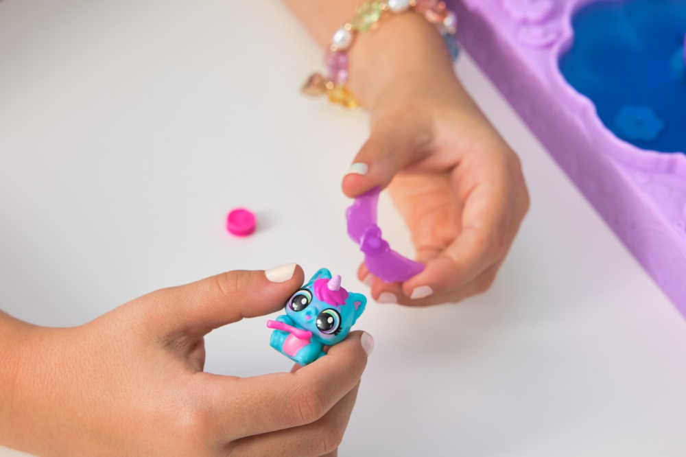 HATCHIMALS ALIVE NEON RAINBOW SET CARTON OUA [6]