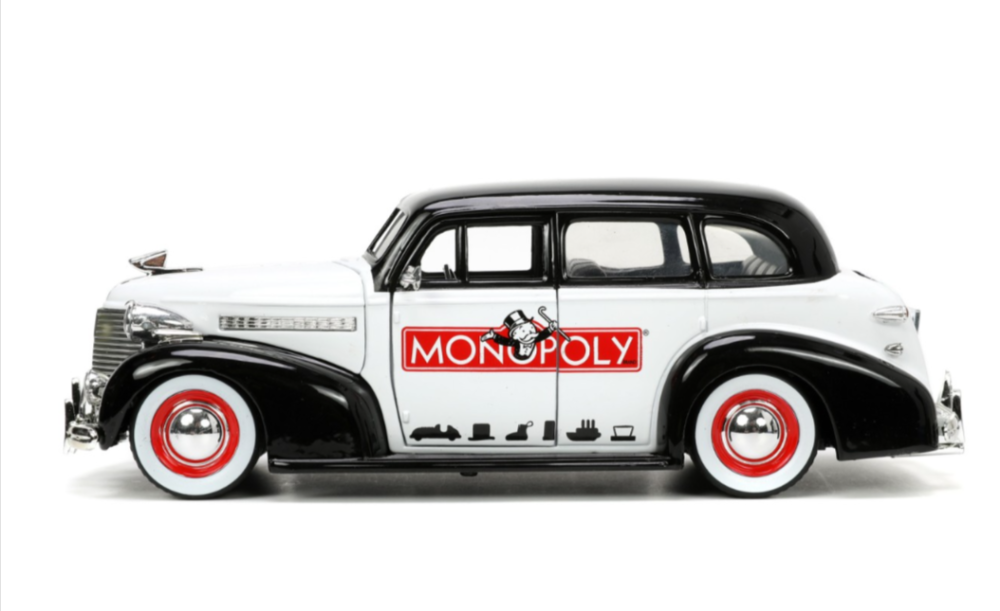 Set figurina si masinuta Jada Toys Monopoly 1939 Chevrolet Master Deluxe [4]
