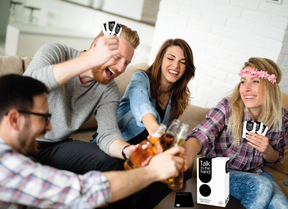 JOC DE SOCIETATE TALK TO THE HAND IN LIMBA ROMANA [5]