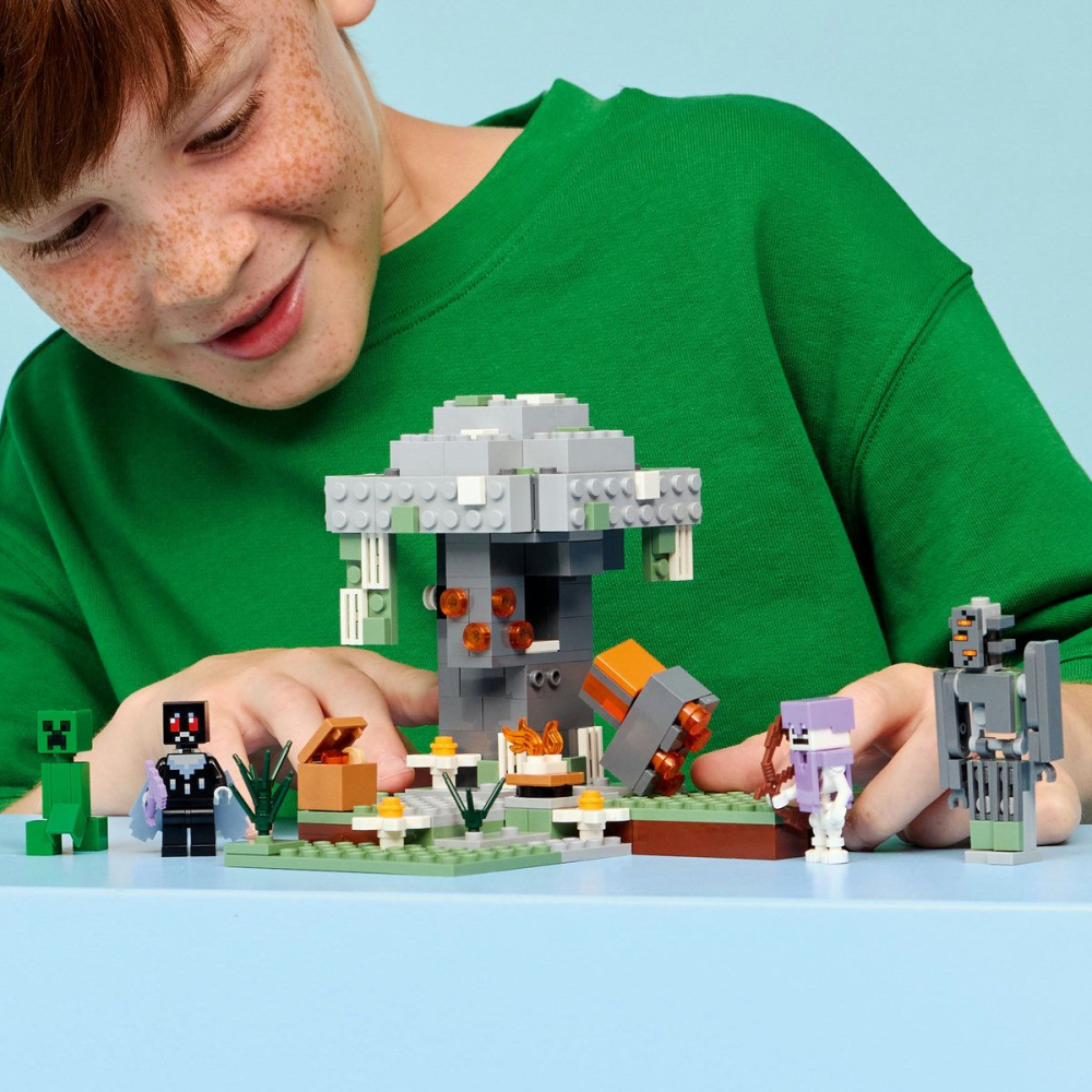 LEGO MINECRAFT GRADINA PALIDA 21586 [3]