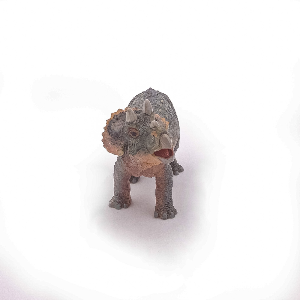 PAPO FIGURINA DINOZAUR TRICERATOPS TANAR [4]