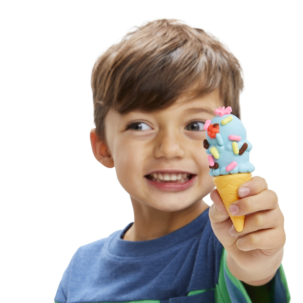 PLAY DOH PEPPA PIG SI MASINA DE INGHETATA [5]