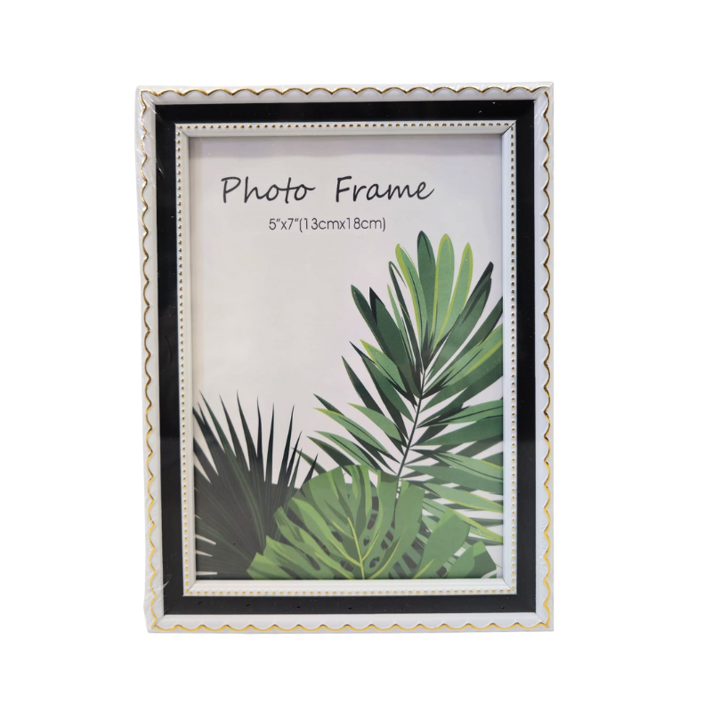 Rama foto 13x18cm alb cu ornament auriu [1]