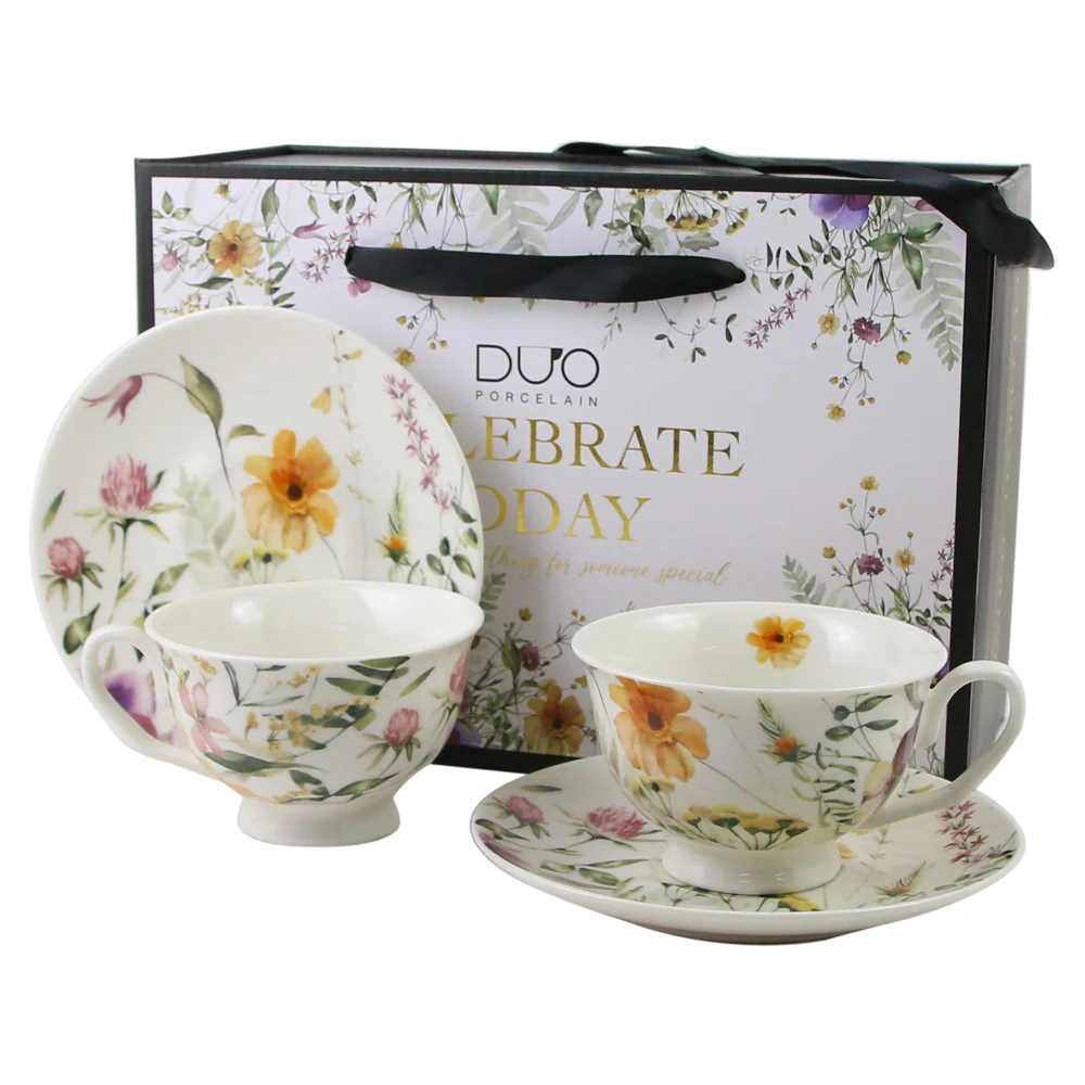 Set 2 cesti cu farfurii din portelan Pansy 250 ml in cutie decorativa [1]