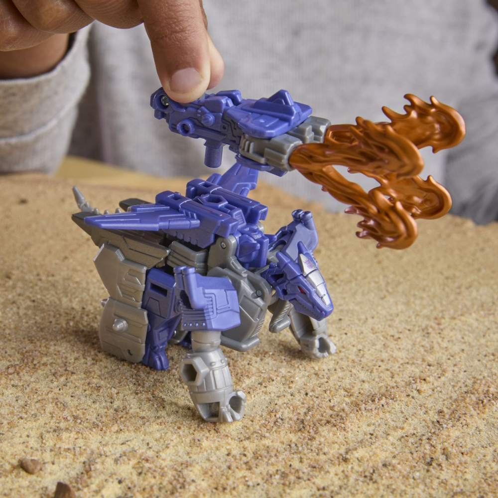 TRANSFORMERS CYBERWORLD ROBOT GALVATRON BLINDAT TRANSFORMABIL [8]