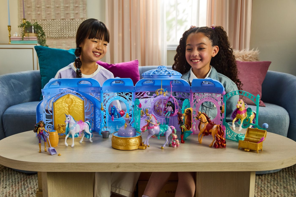 UNICORN ACADEMY SET DE JOACA FANTANA SI GRAJD STARGLOW SI UNICORNUL WILDSTAR [3]