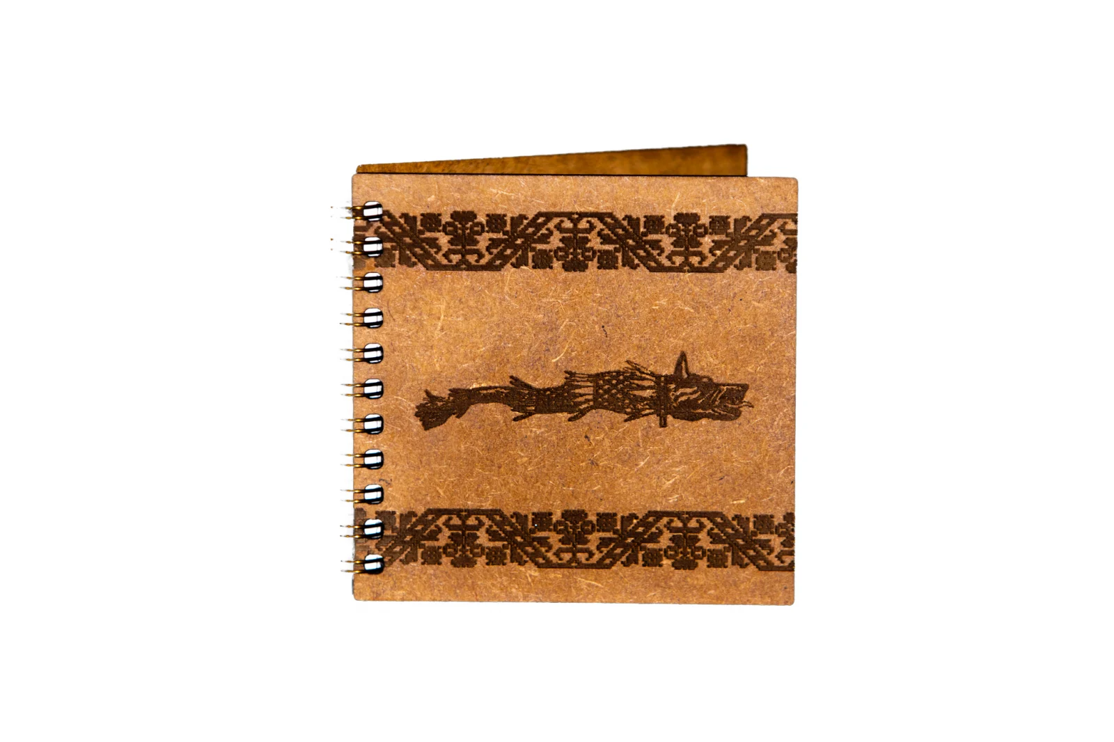 Noutăți Librăria Compas - Agenda personalizata din lemn cu lupul dacic 10 x 10 cm