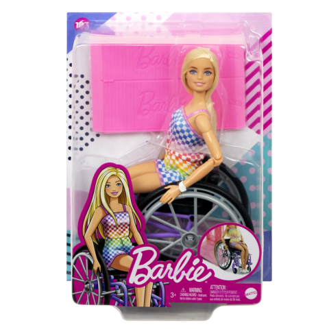 Păpuși și accesorii - BARBIE PAPUSA BARBIE BLONDA IN SCAUN CU ROTILE