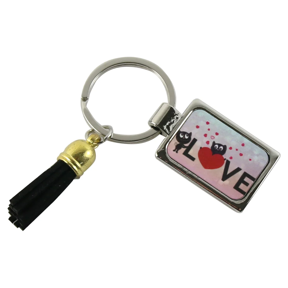 Brelocuri - Breloc din metal „Love” cu franjuri 7.5 cm